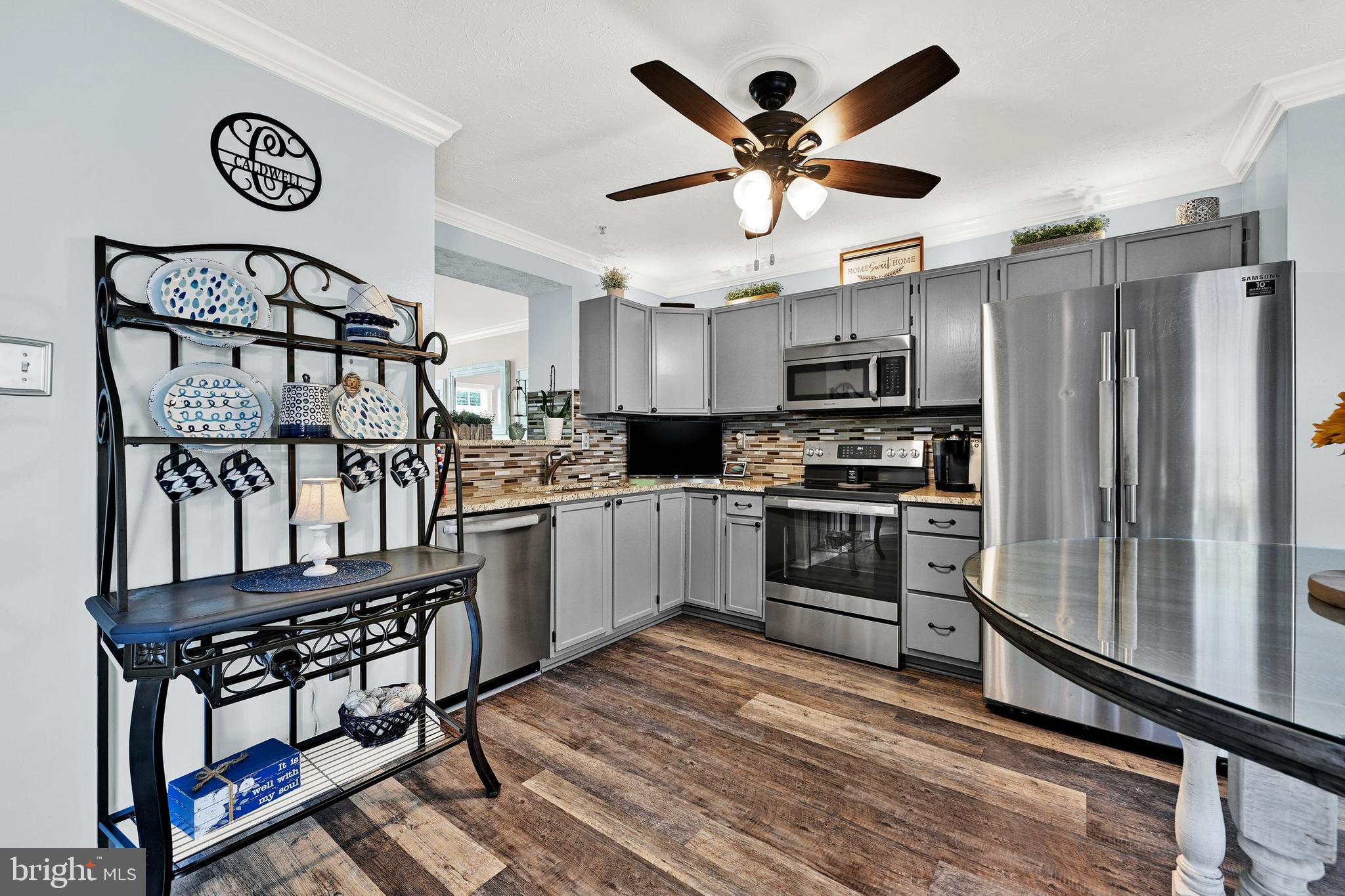 NEW HAVEN WOODS - Residential