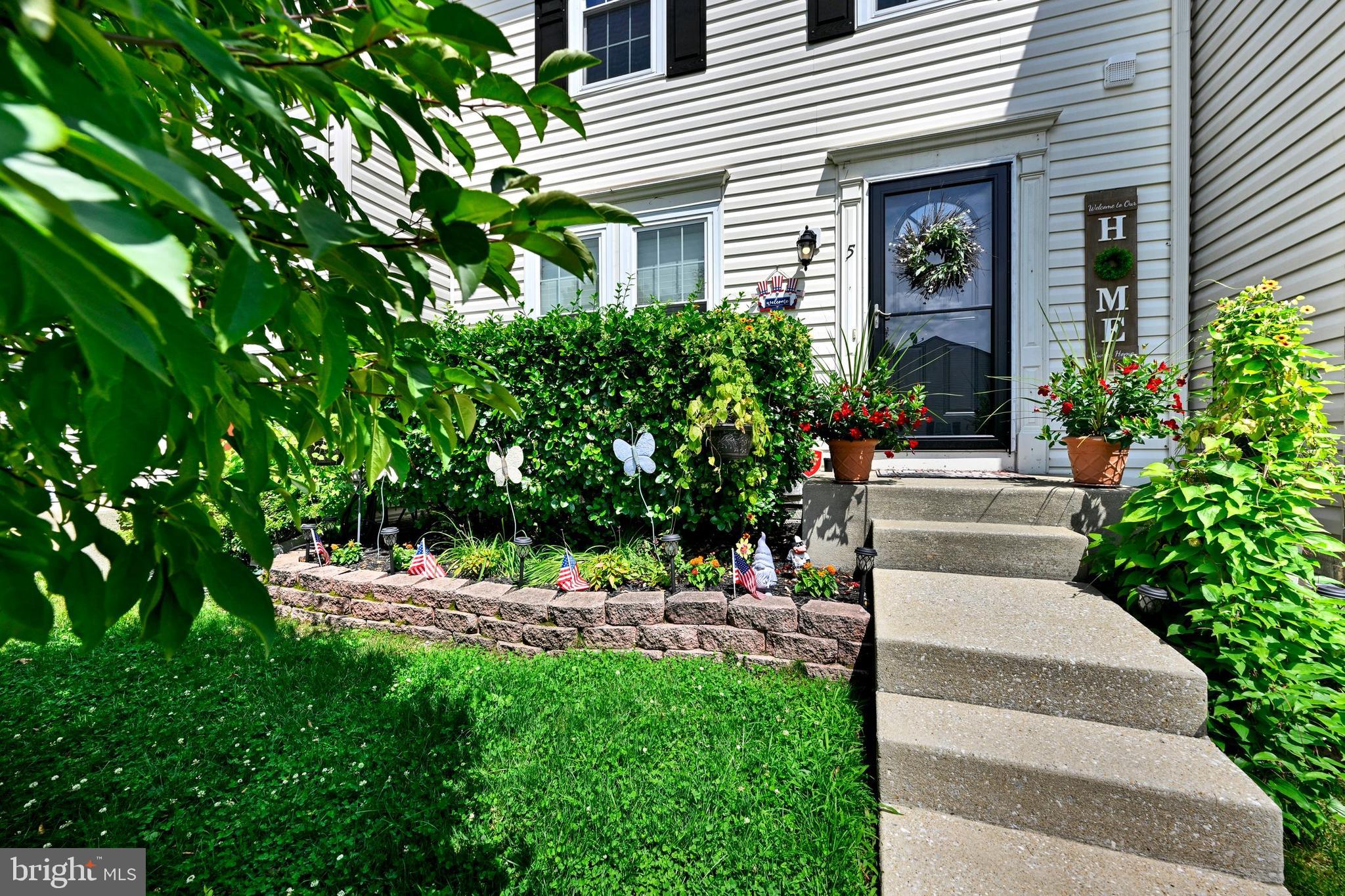 NEW HAVEN WOODS - Residential