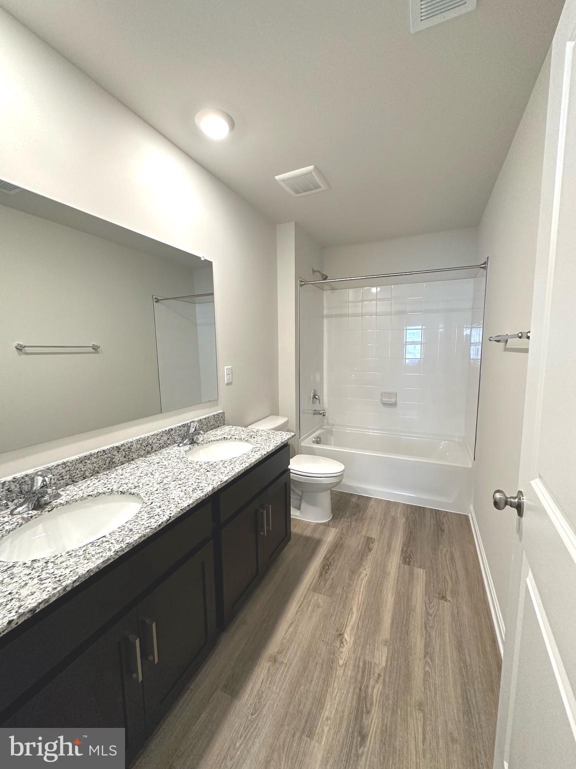 WEST WIND - Residential Lease