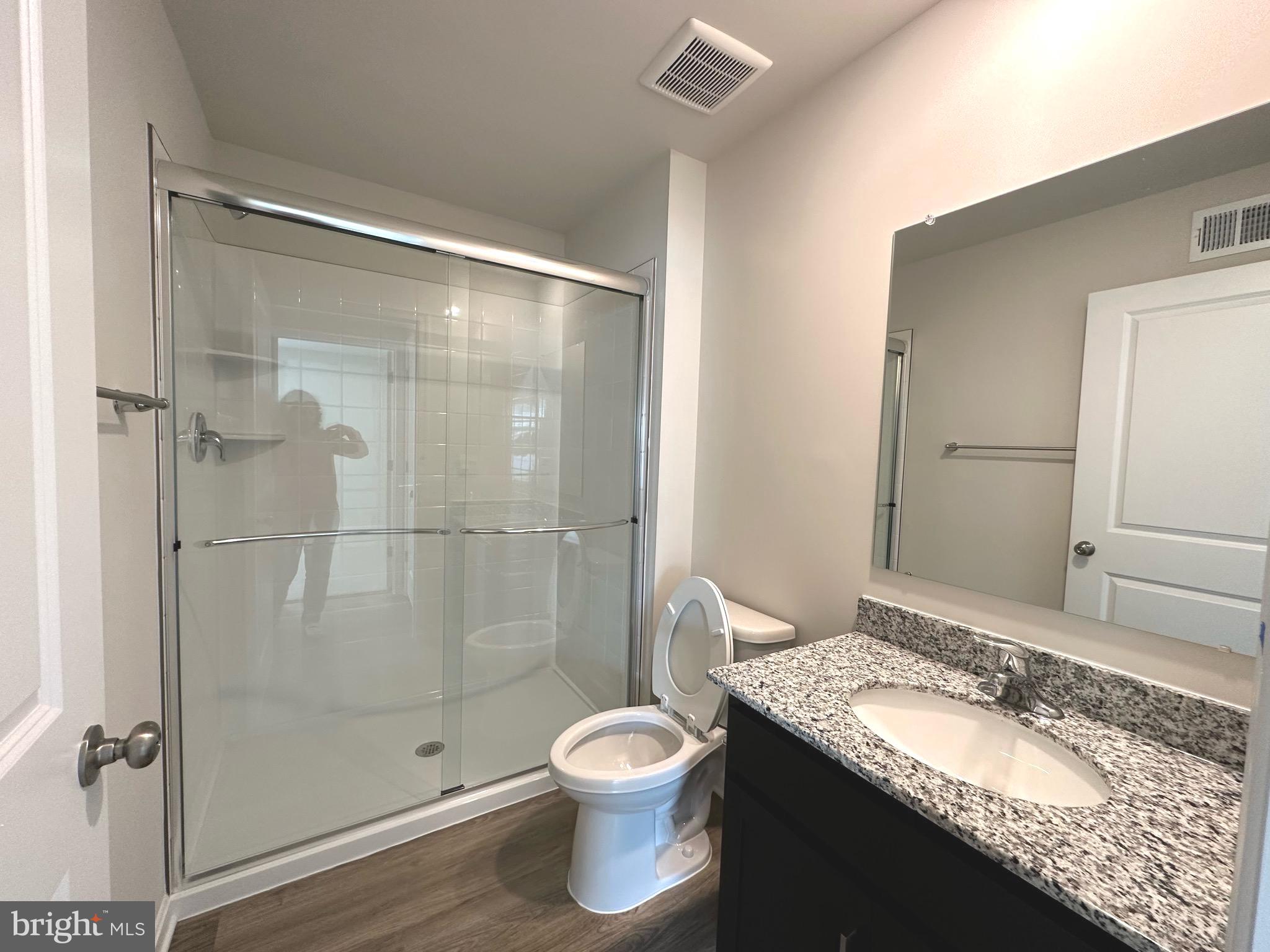 WEST WIND - Residential Lease