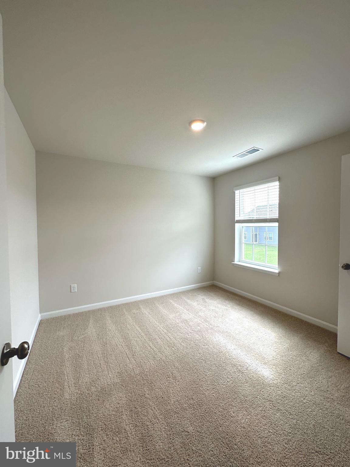 WEST WIND - Residential Lease