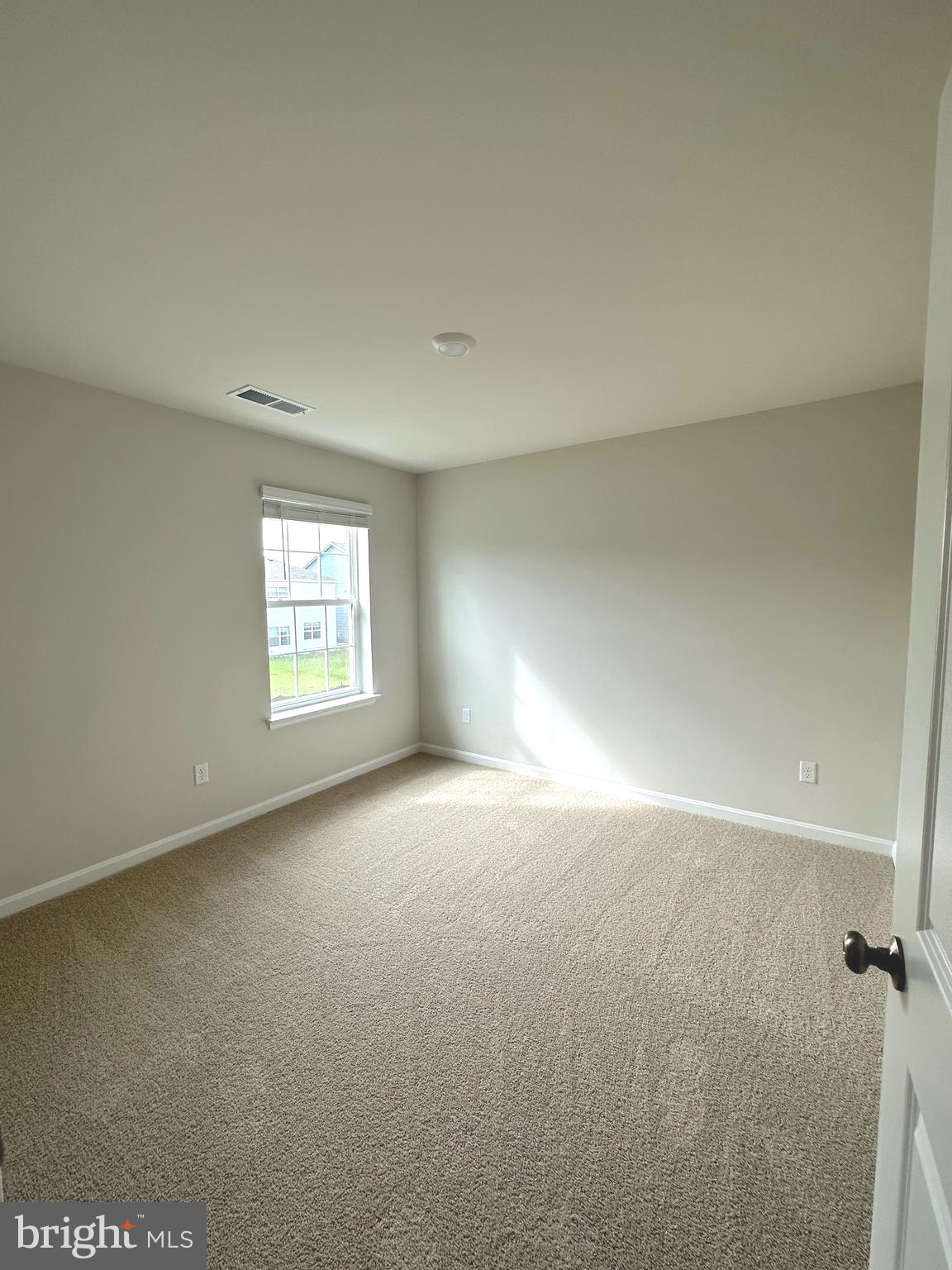 WEST WIND - Residential Lease