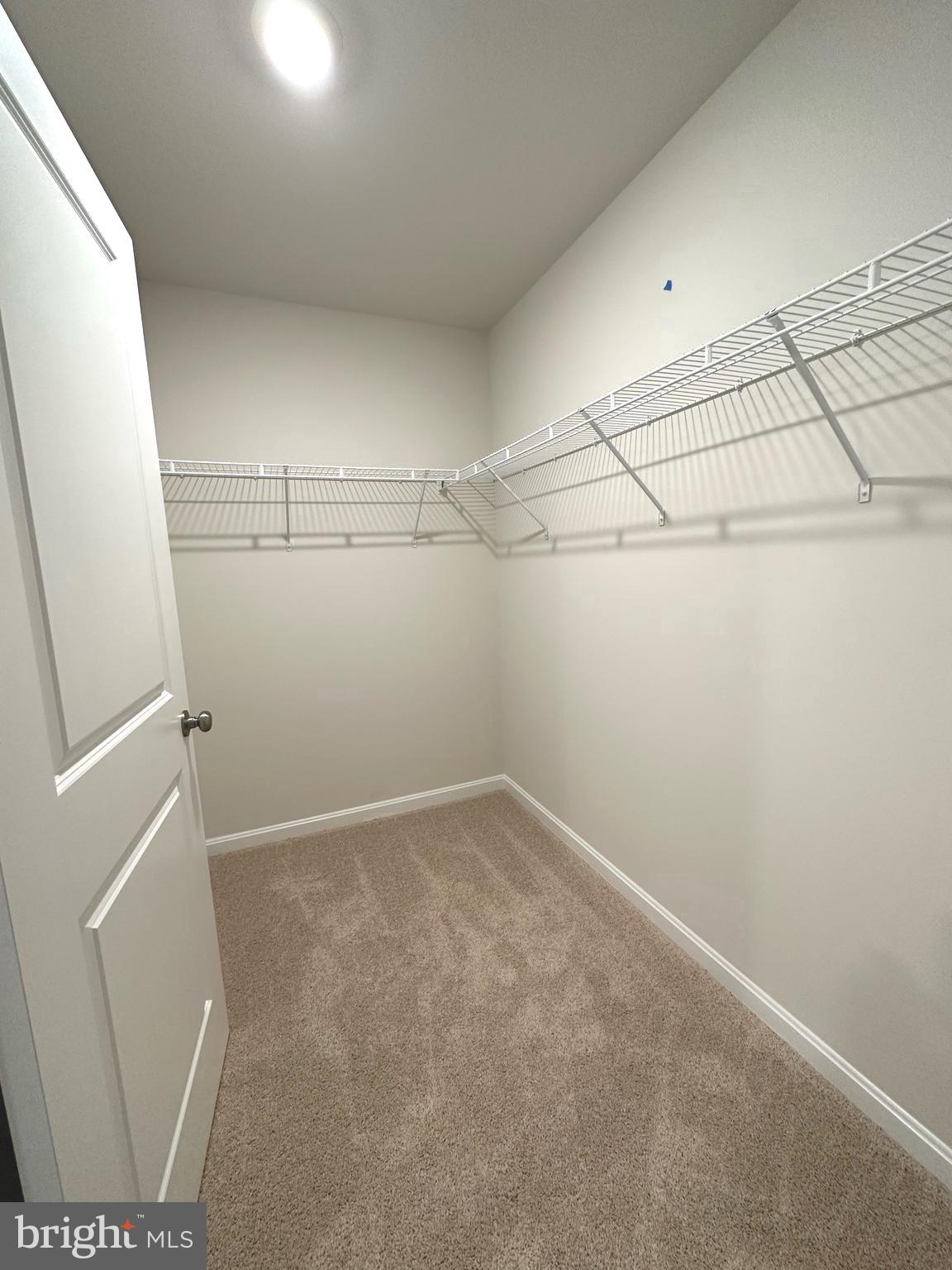 WEST WIND - Residential Lease