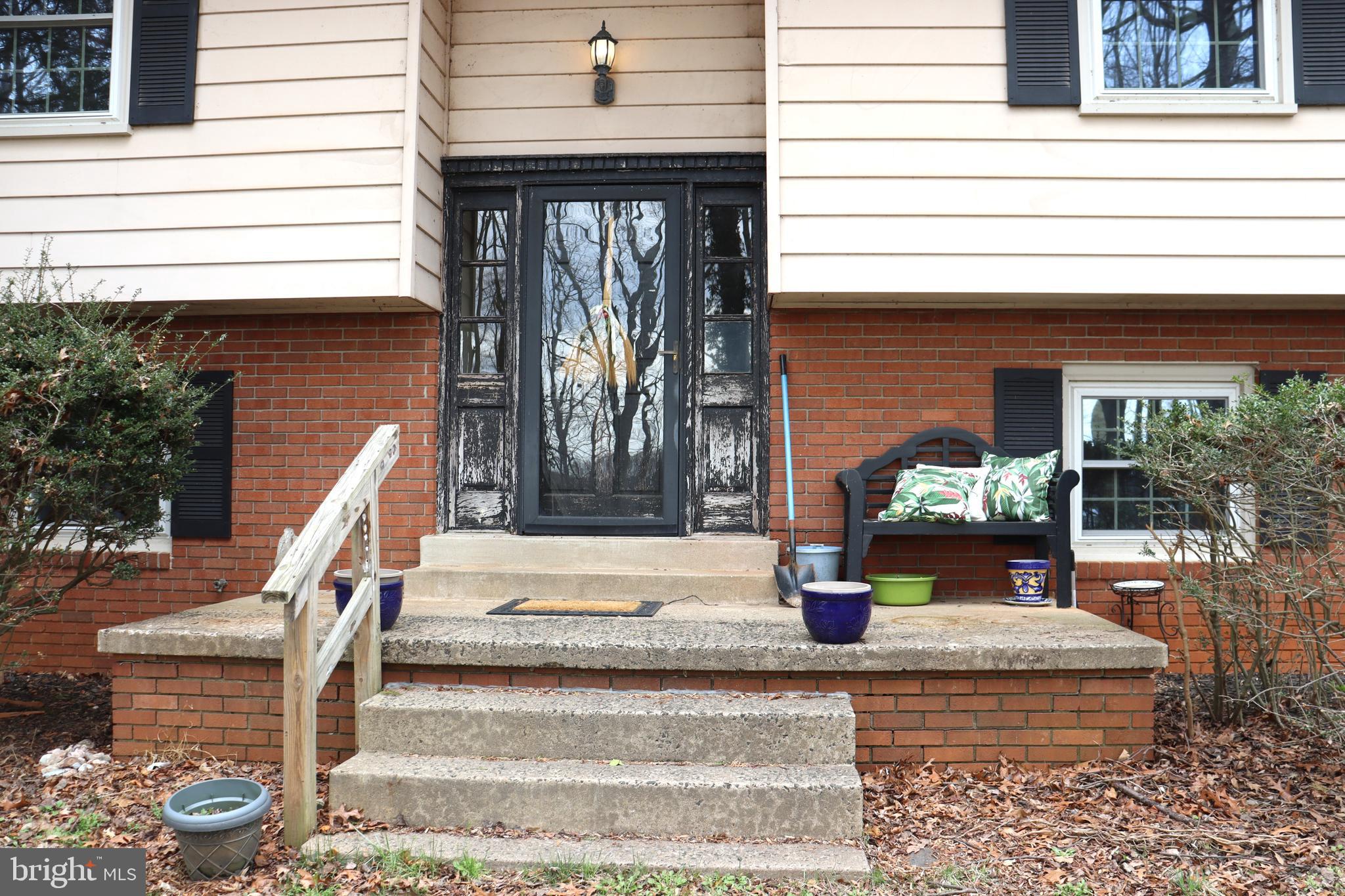 9305 LEES RIDGE ROAD