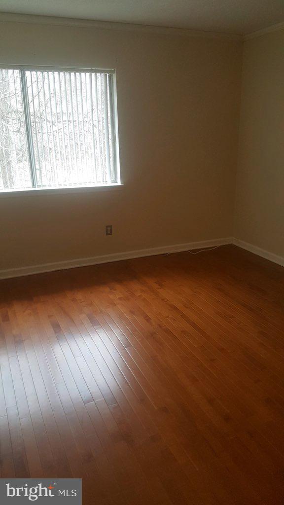 PINES CONDOMINIUM - Residential