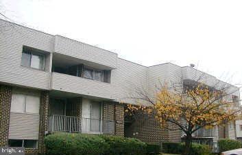 PINES CONDOMINIUM - Residential