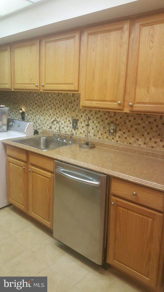 PINES CONDOMINIUM - Residential