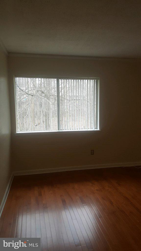 PINES CONDOMINIUM - Residential