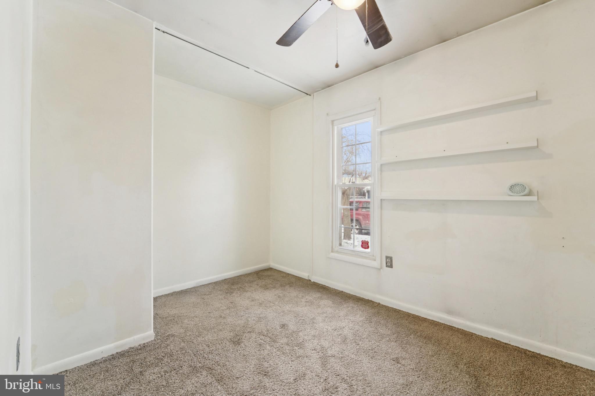 MINERAL SPRING VILLAGE - Residential