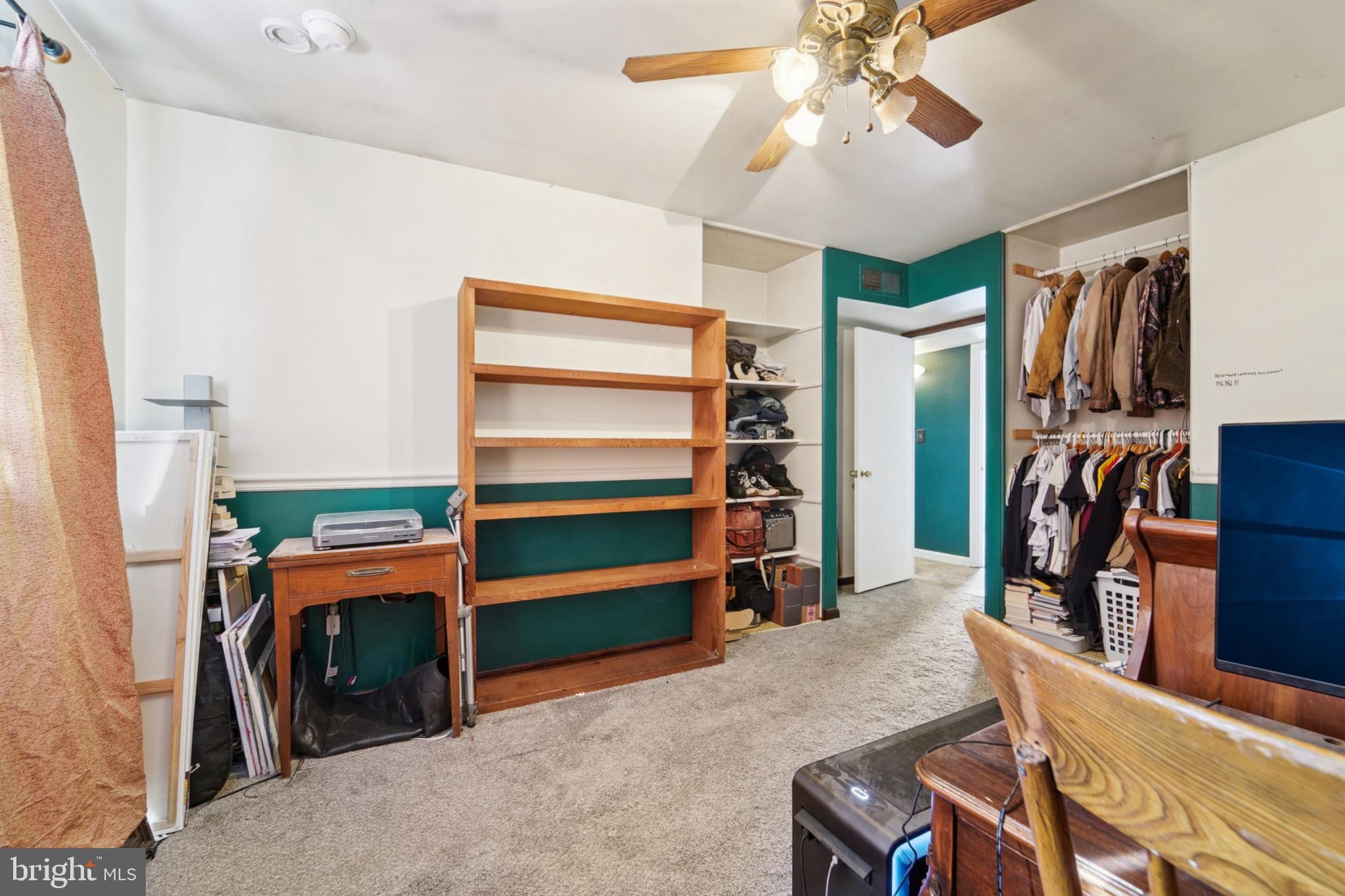 MINERAL SPRING VILLAGE - Residential