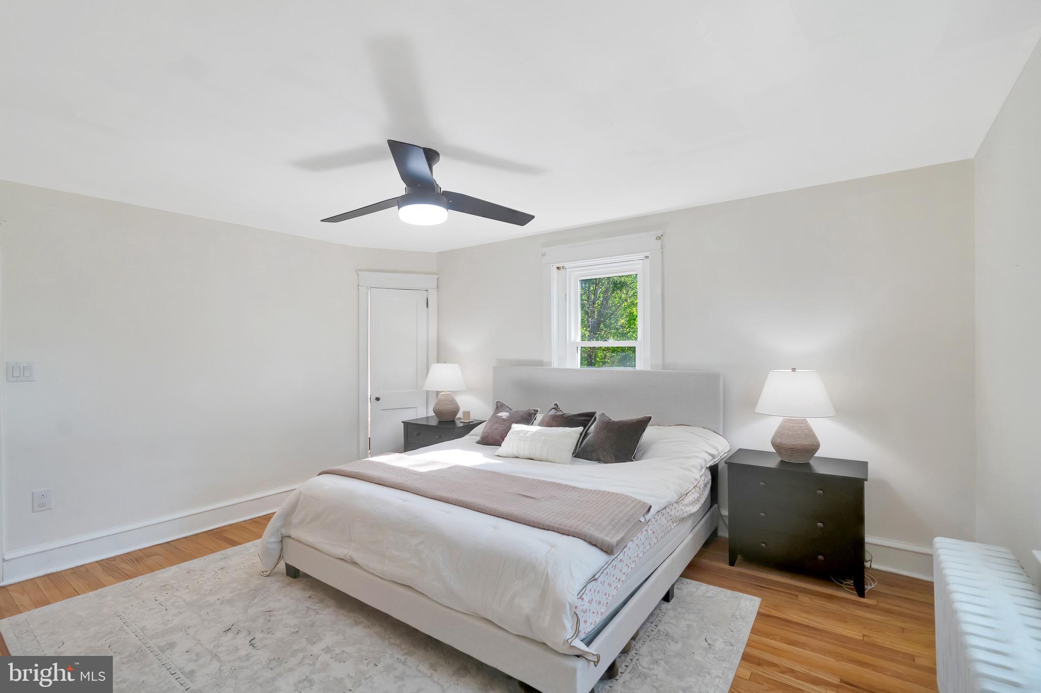 GREEN TREE - Residential