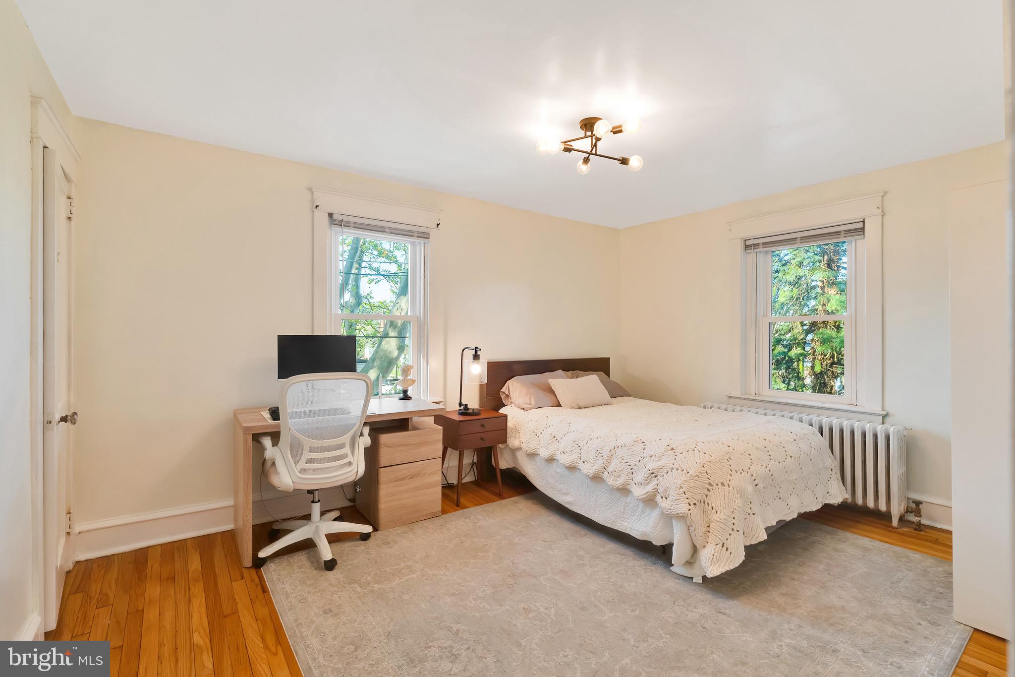 GREEN TREE - Residential