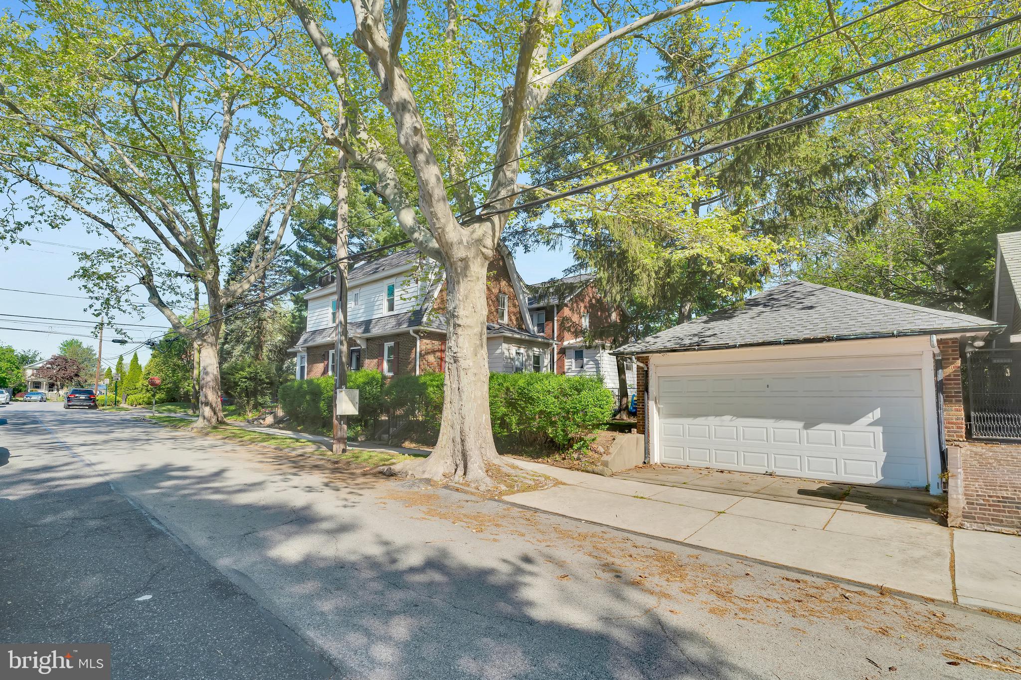 GREEN TREE - Residential