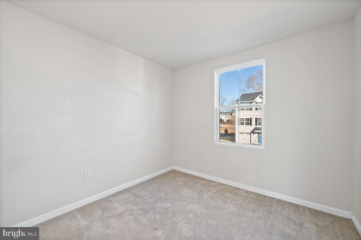 NORTHAMPTON CROSS - Residential