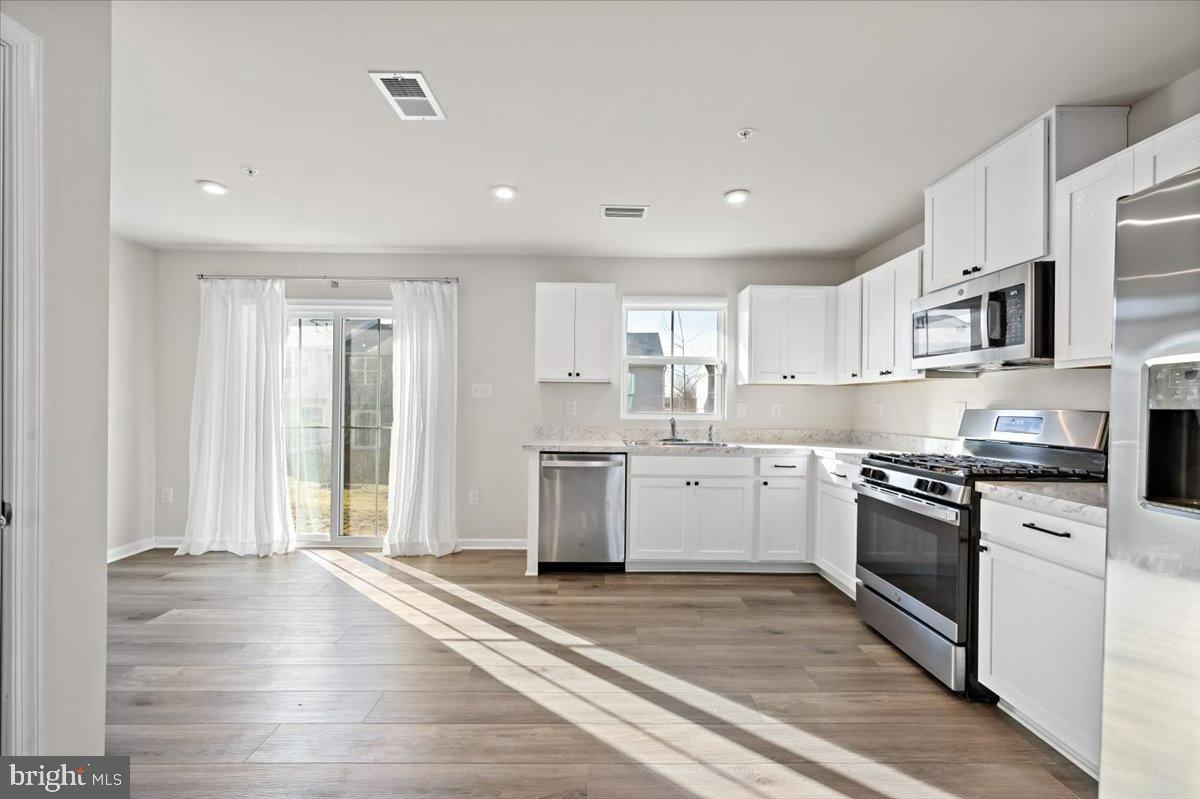 NORTHAMPTON CROSS - Residential