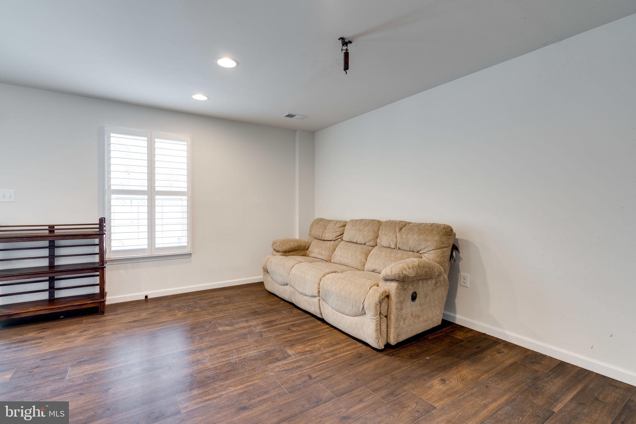 RAPPAHANNOCK LANDING - Residential