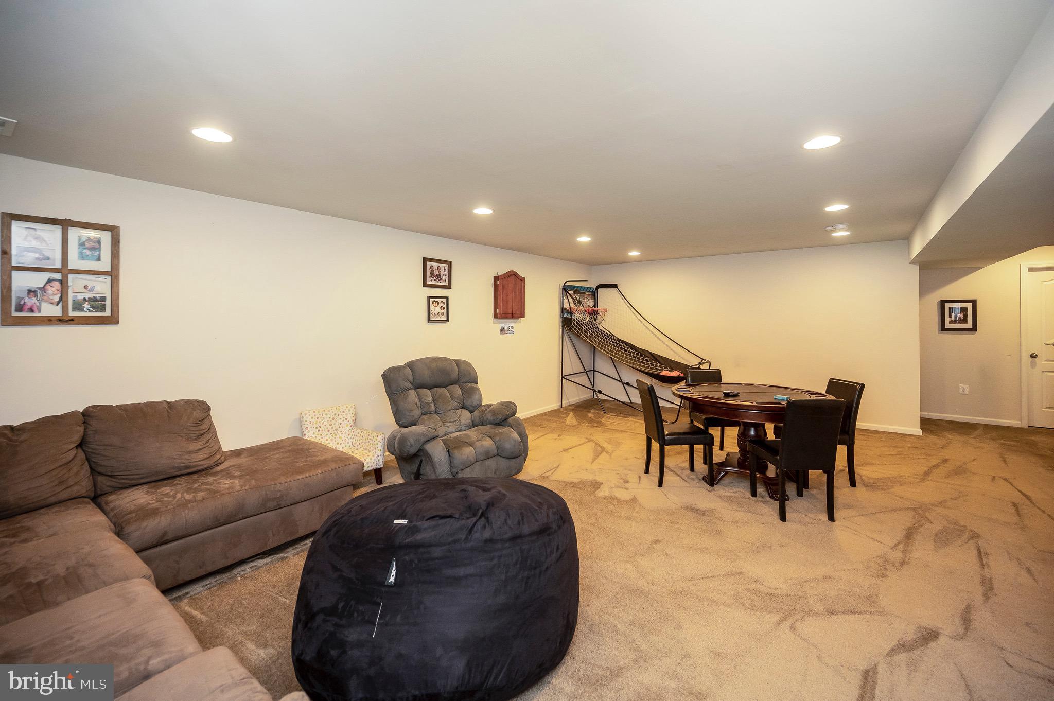 EMBREY MILL - Residential