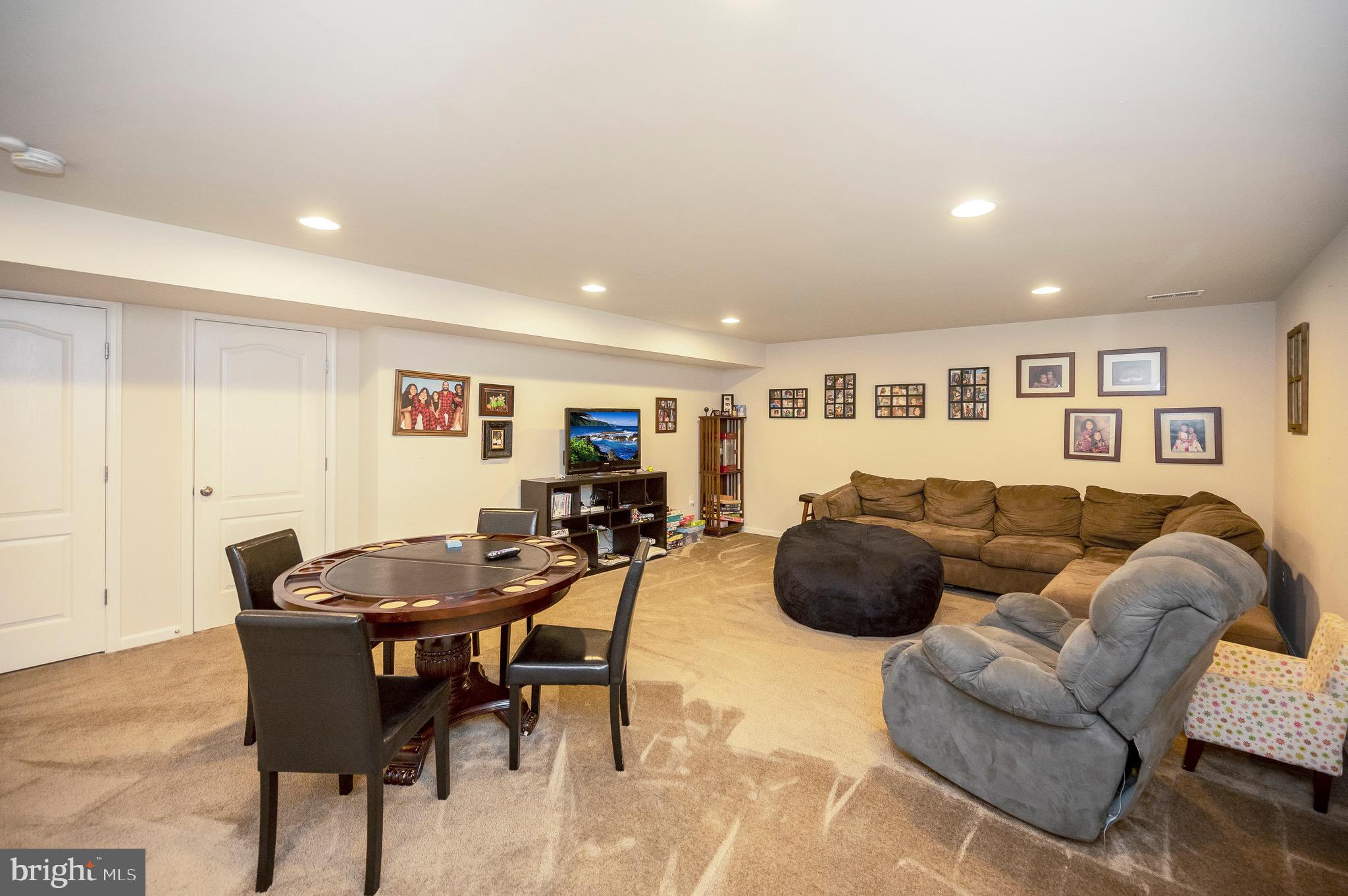 EMBREY MILL - Residential