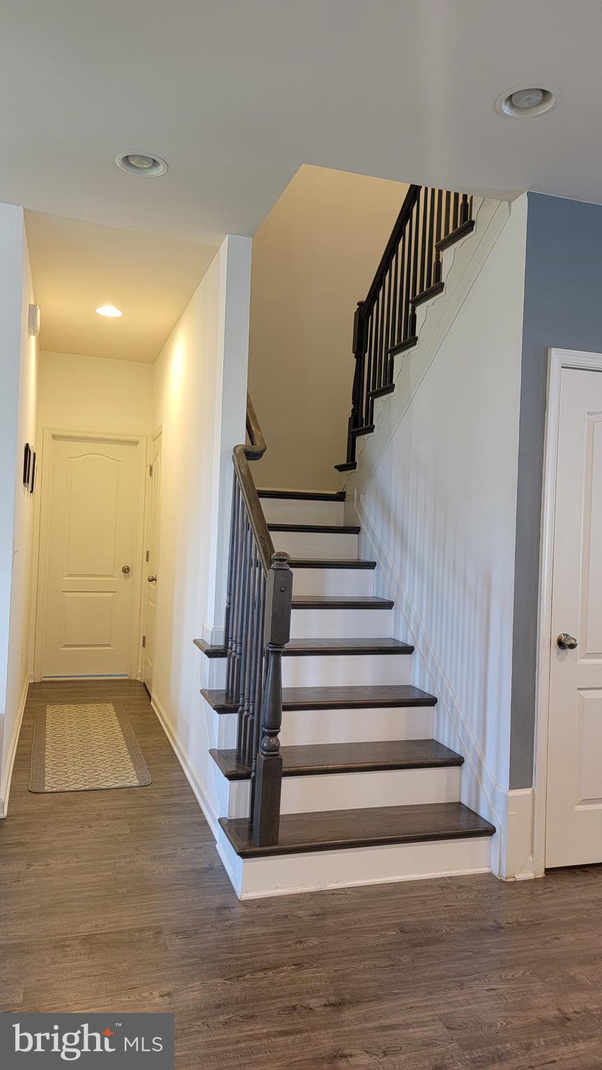 EMBREY MILL - Residential