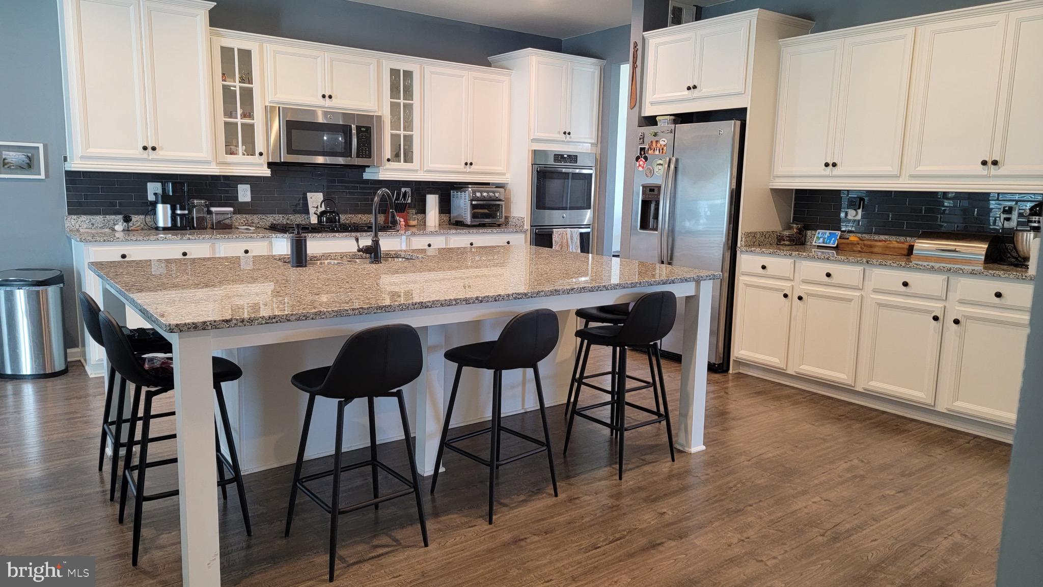 EMBREY MILL - Residential