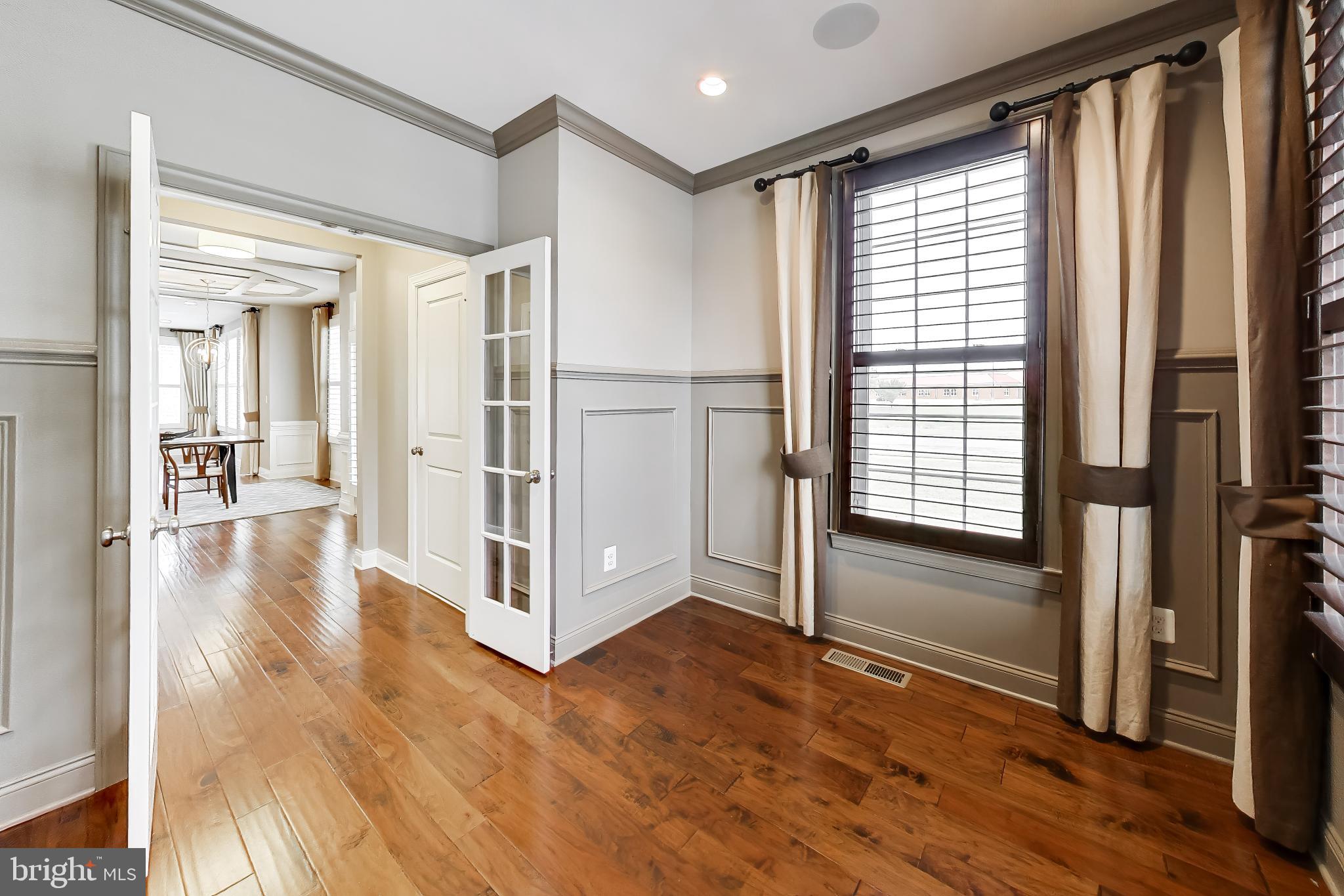 LOUDOUN VALLEY ESTATES 2 - Residential