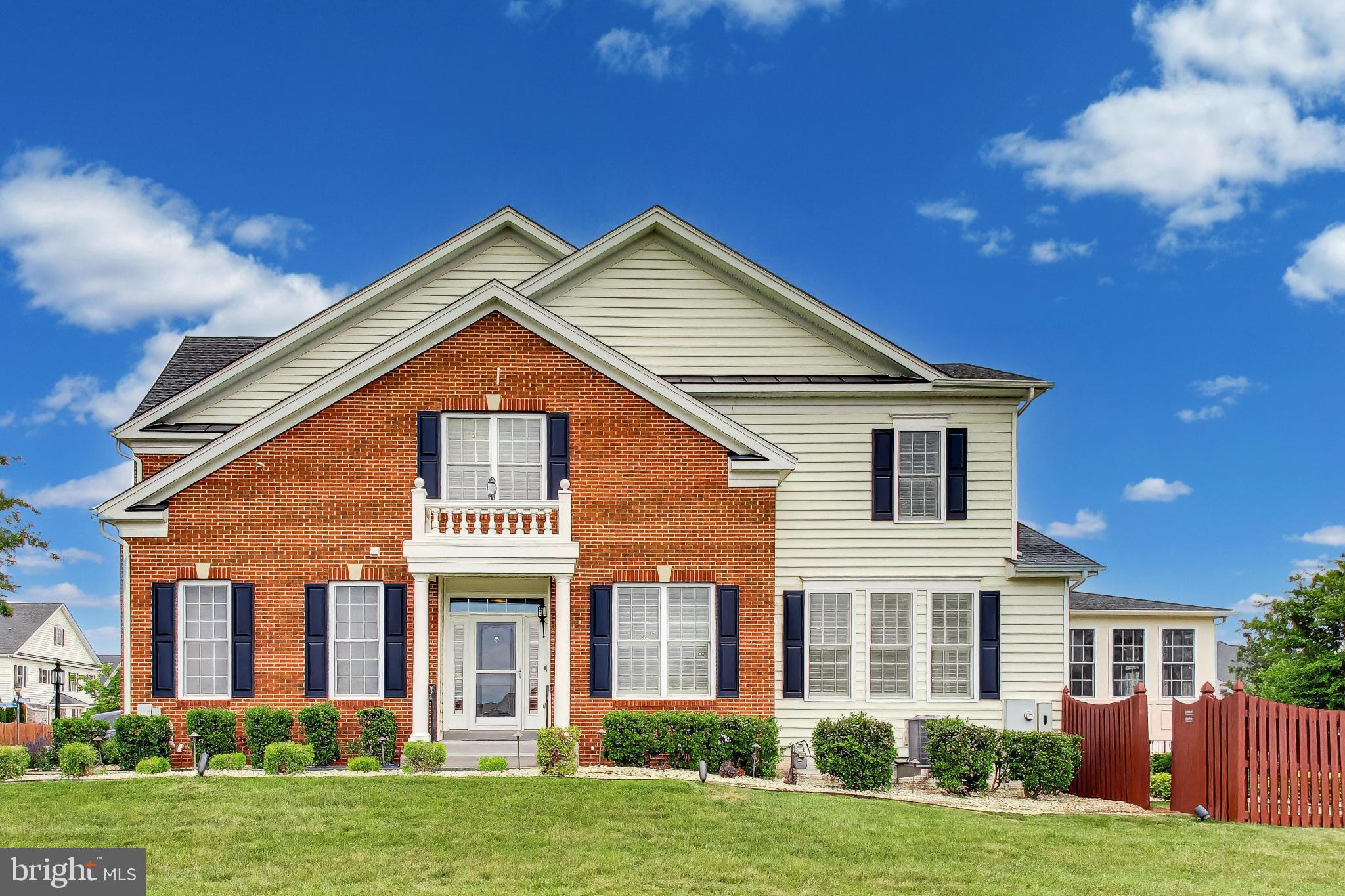 LOUDOUN VALLEY ESTATES 2 - Residential