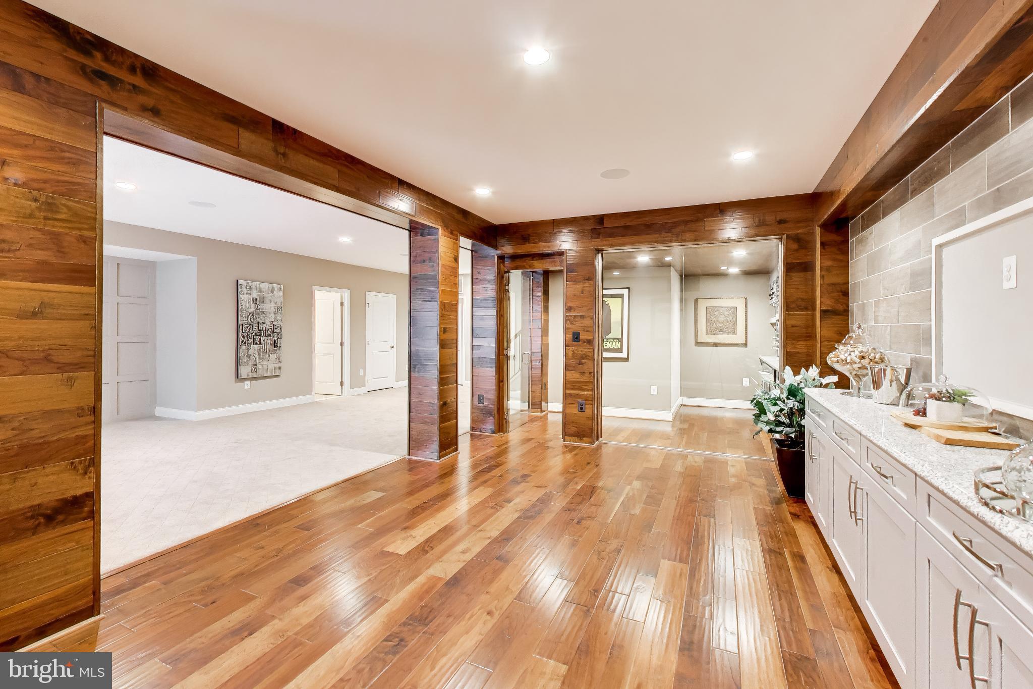 LOUDOUN VALLEY ESTATES 2 - Residential