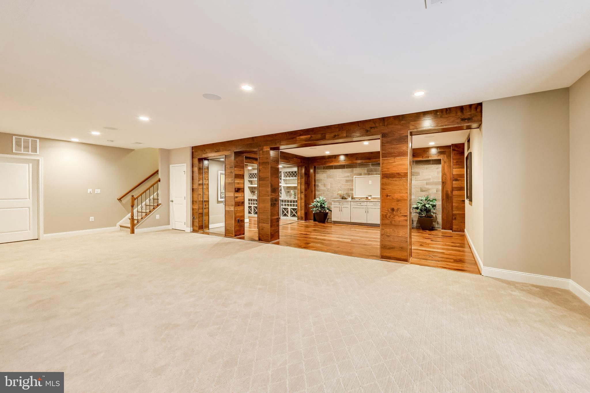 LOUDOUN VALLEY ESTATES 2 - Residential