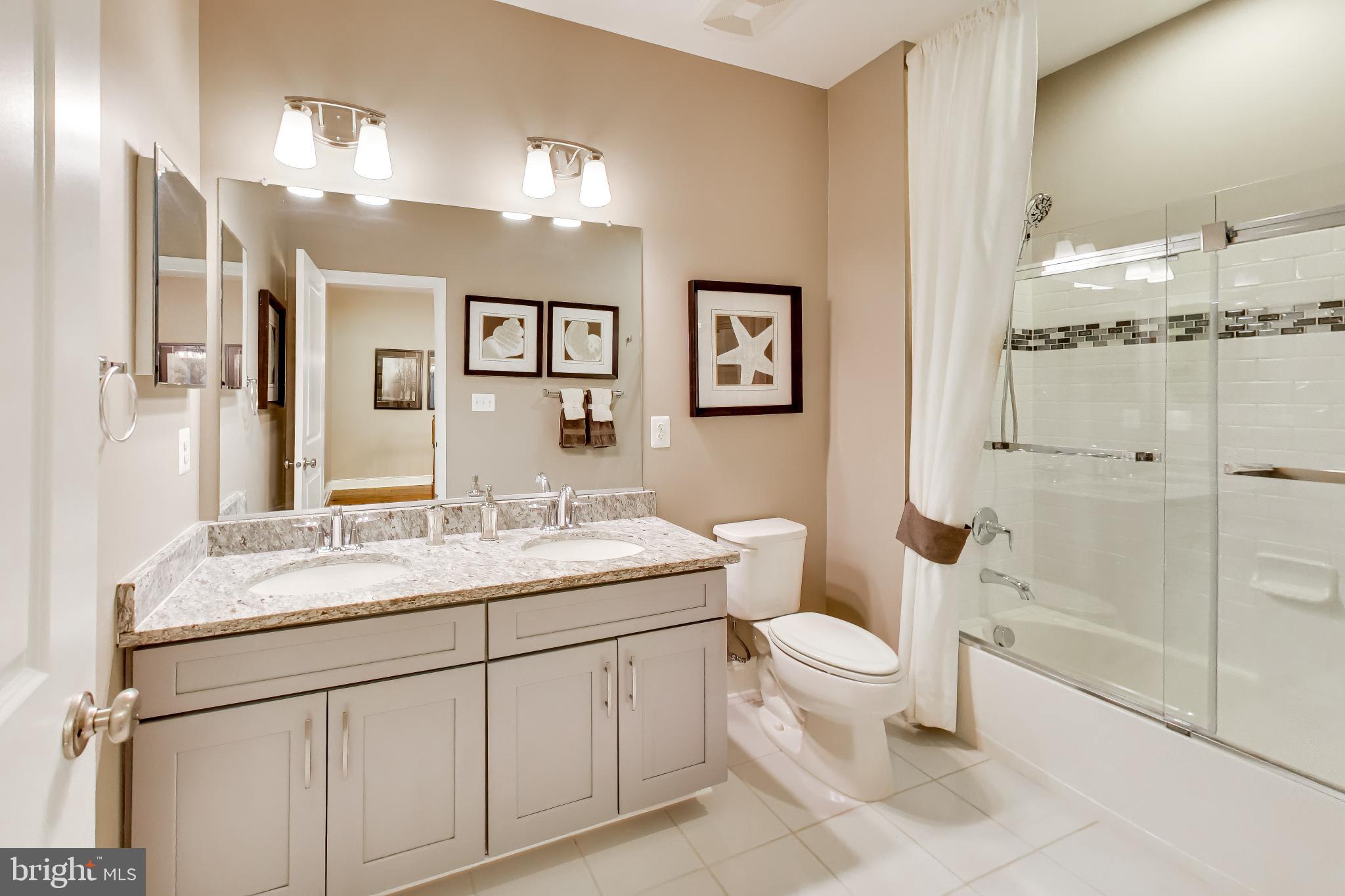 LOUDOUN VALLEY ESTATES 2 - Residential