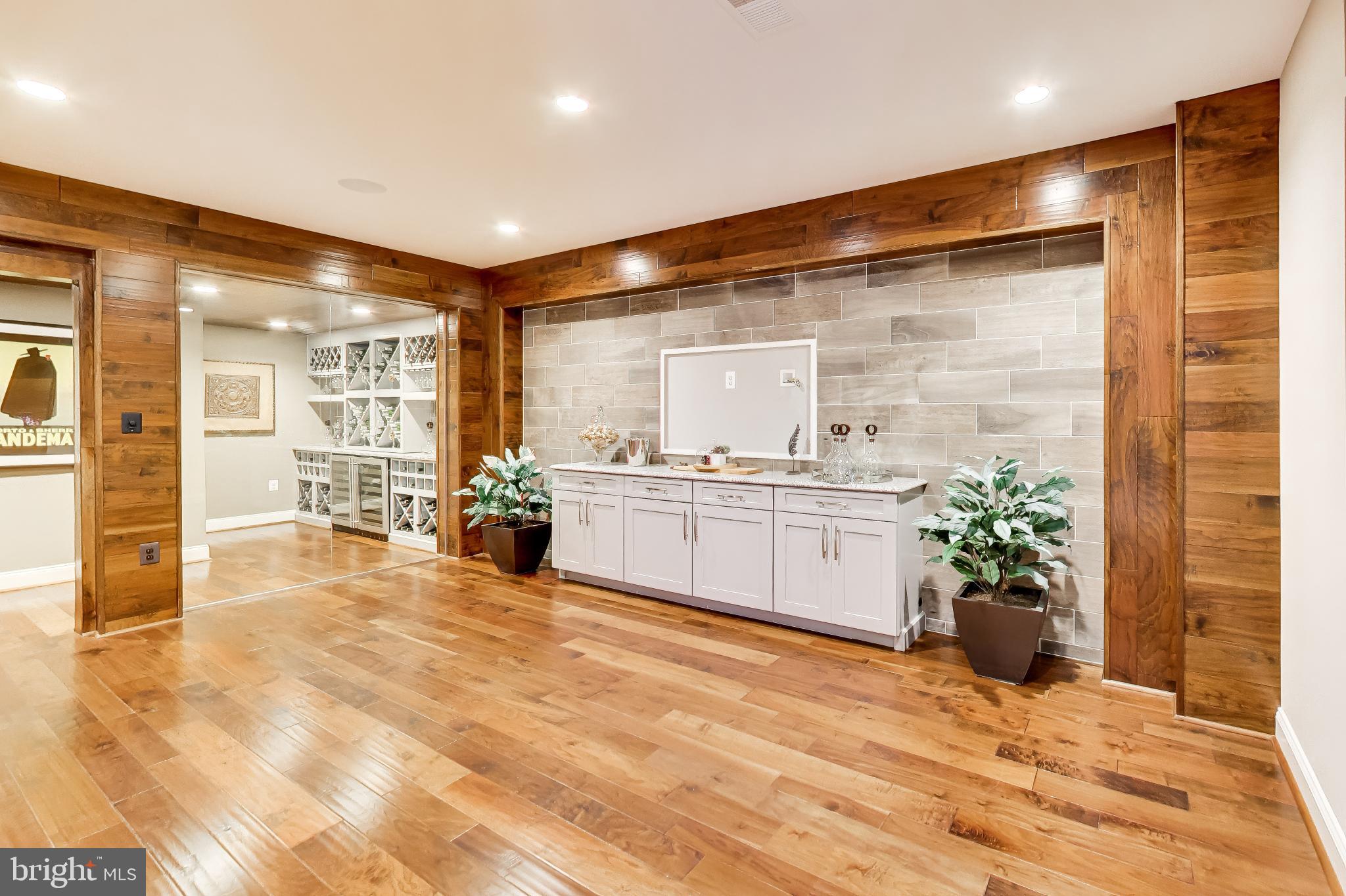 LOUDOUN VALLEY ESTATES 2 - Residential