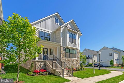 Property photo of 23099 Glenwood Heights Circle, Brambleton, VA 20148