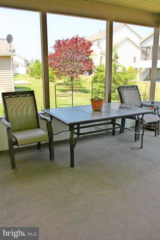 SUMMIT POINTE AT ELM TREE - Residential