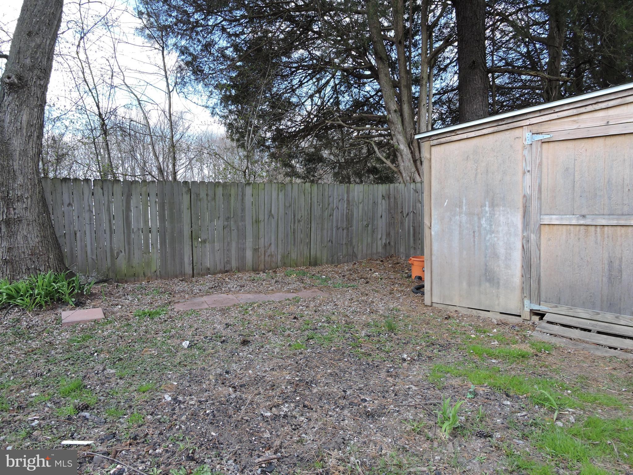 LAKESIDE PARK - Residential