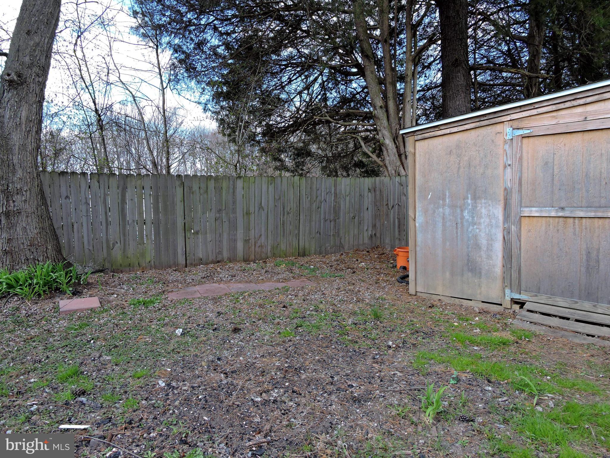 LAKESIDE PARK - Residential