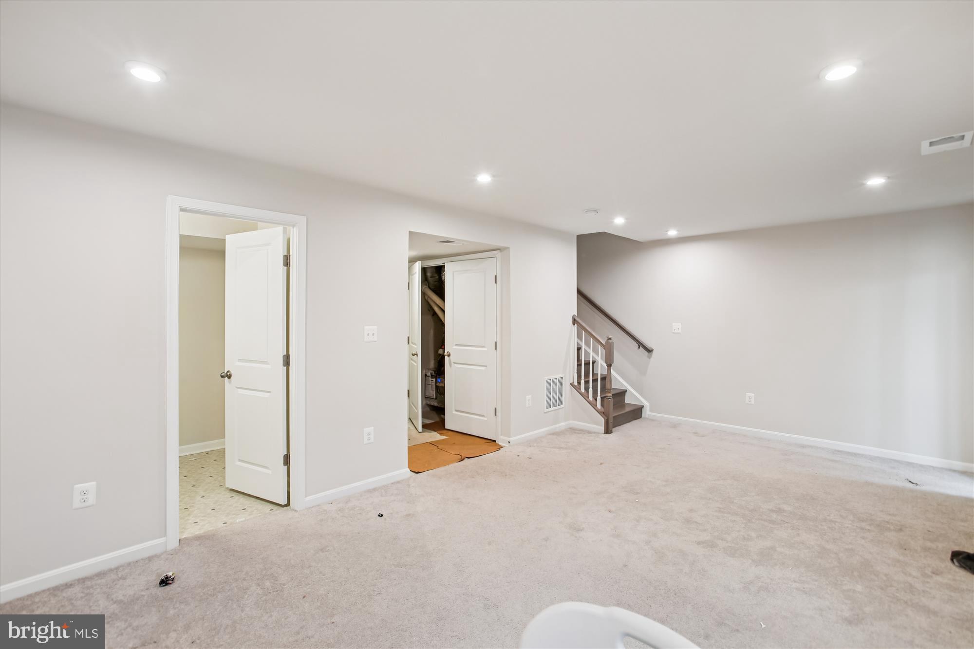 HIGHLAND PARK - Residential Lease