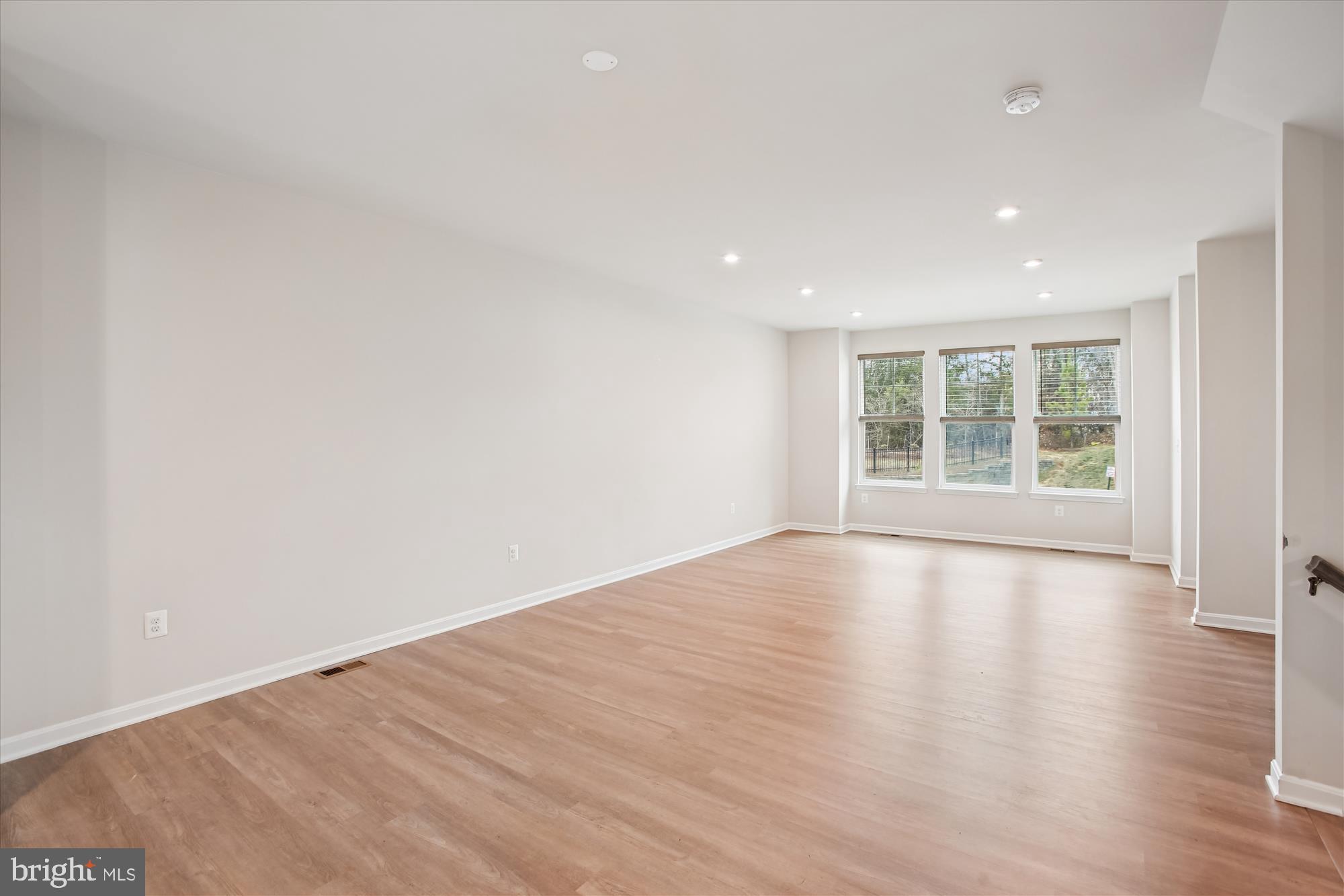 HIGHLAND PARK - Residential Lease