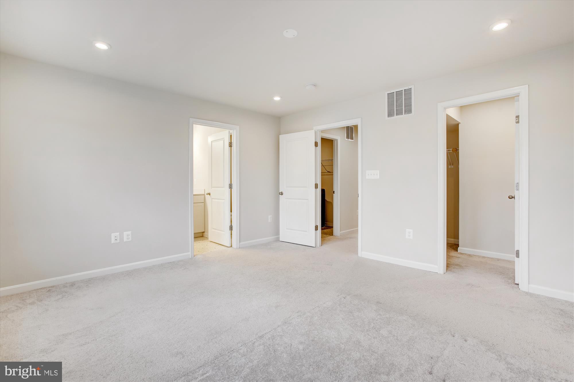 HIGHLAND PARK - Residential Lease