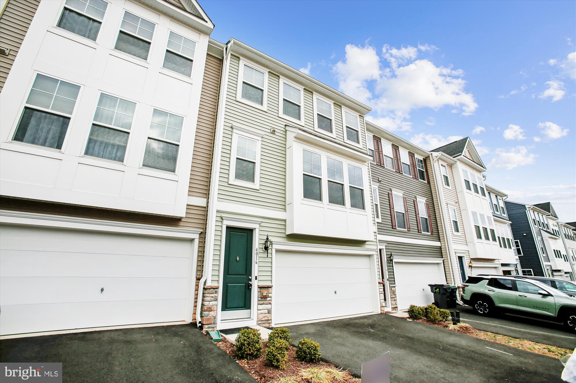 HIGHLAND PARK - Residential Lease