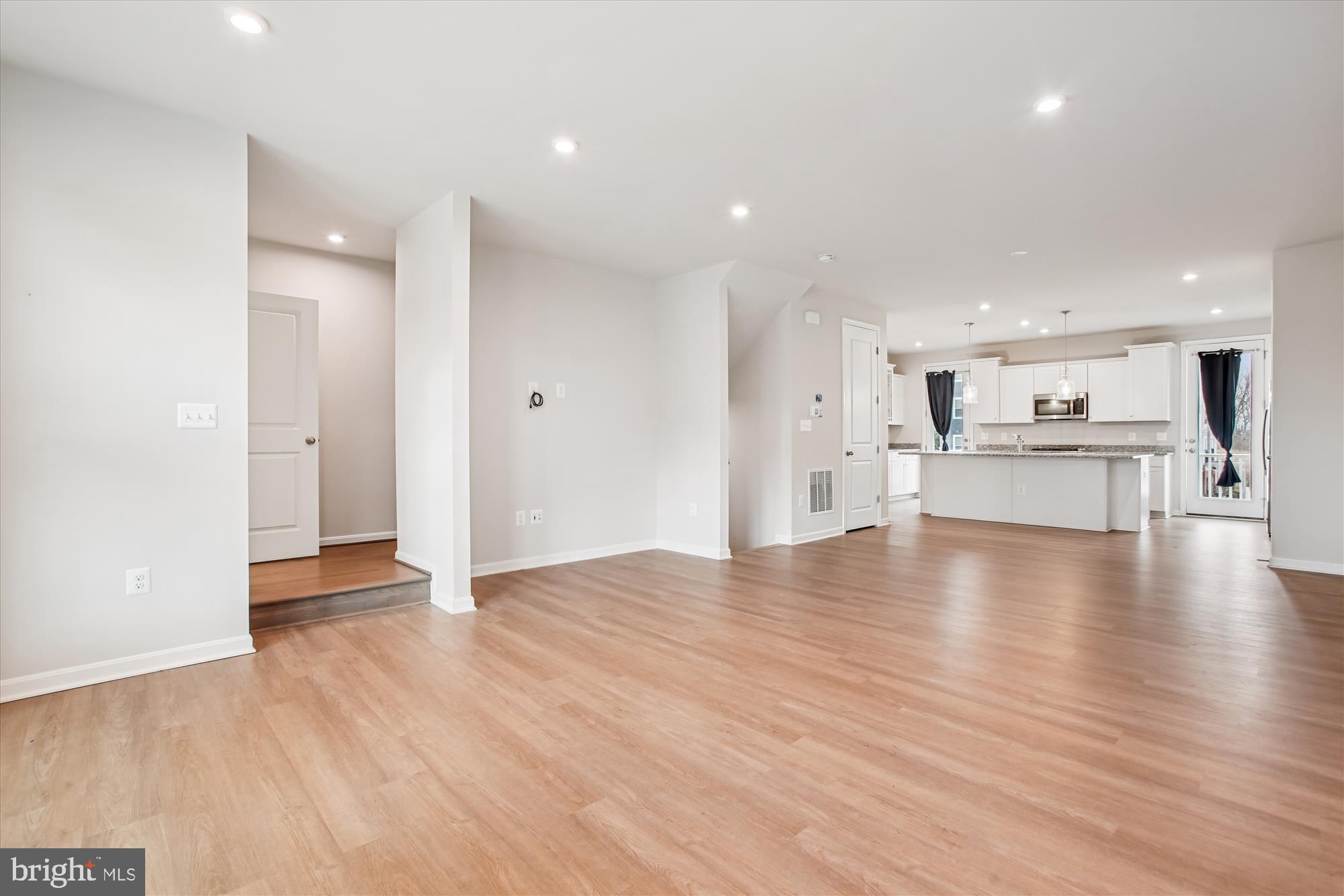 HIGHLAND PARK - Residential Lease