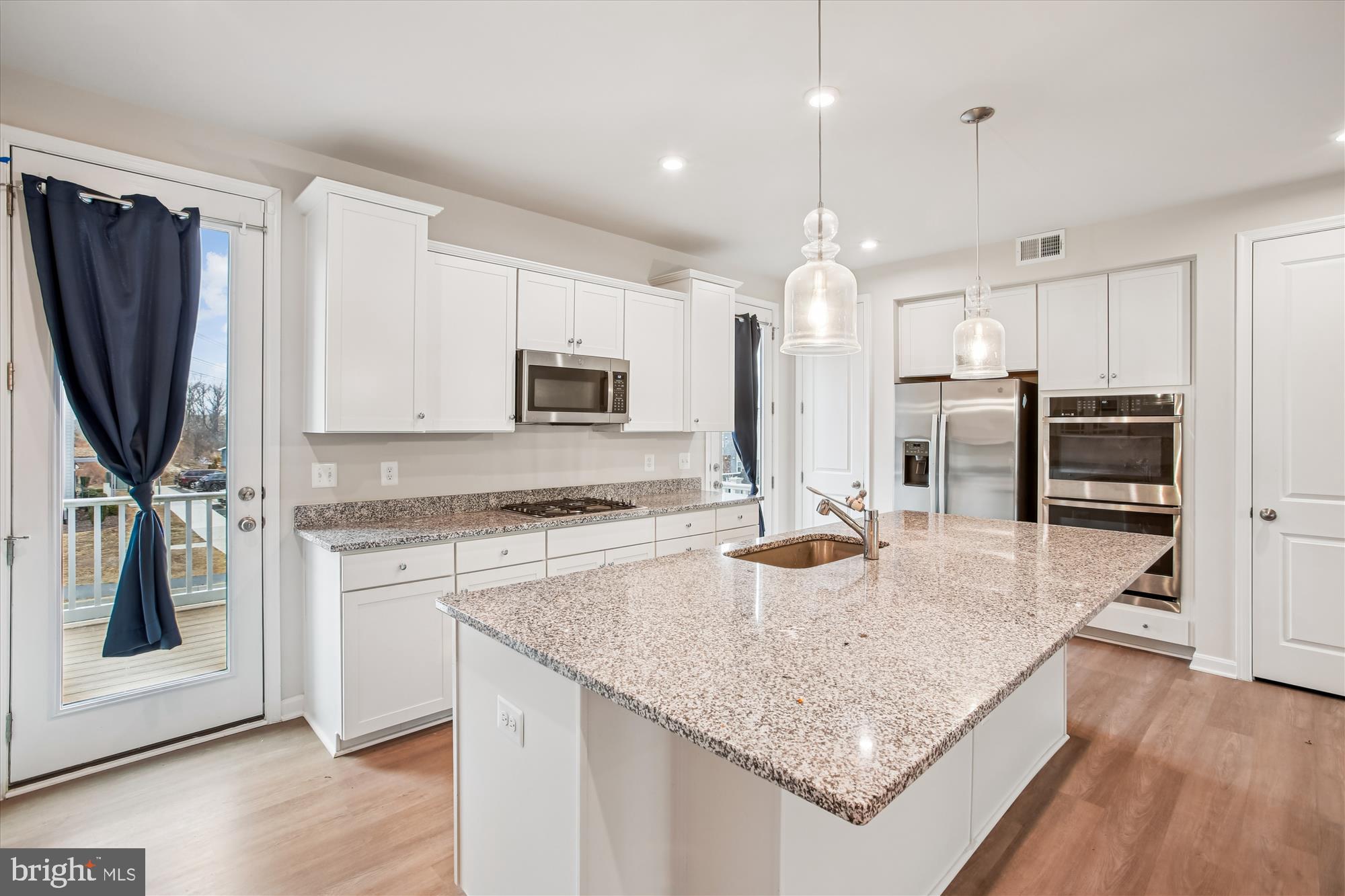 HIGHLAND PARK - Residential Lease