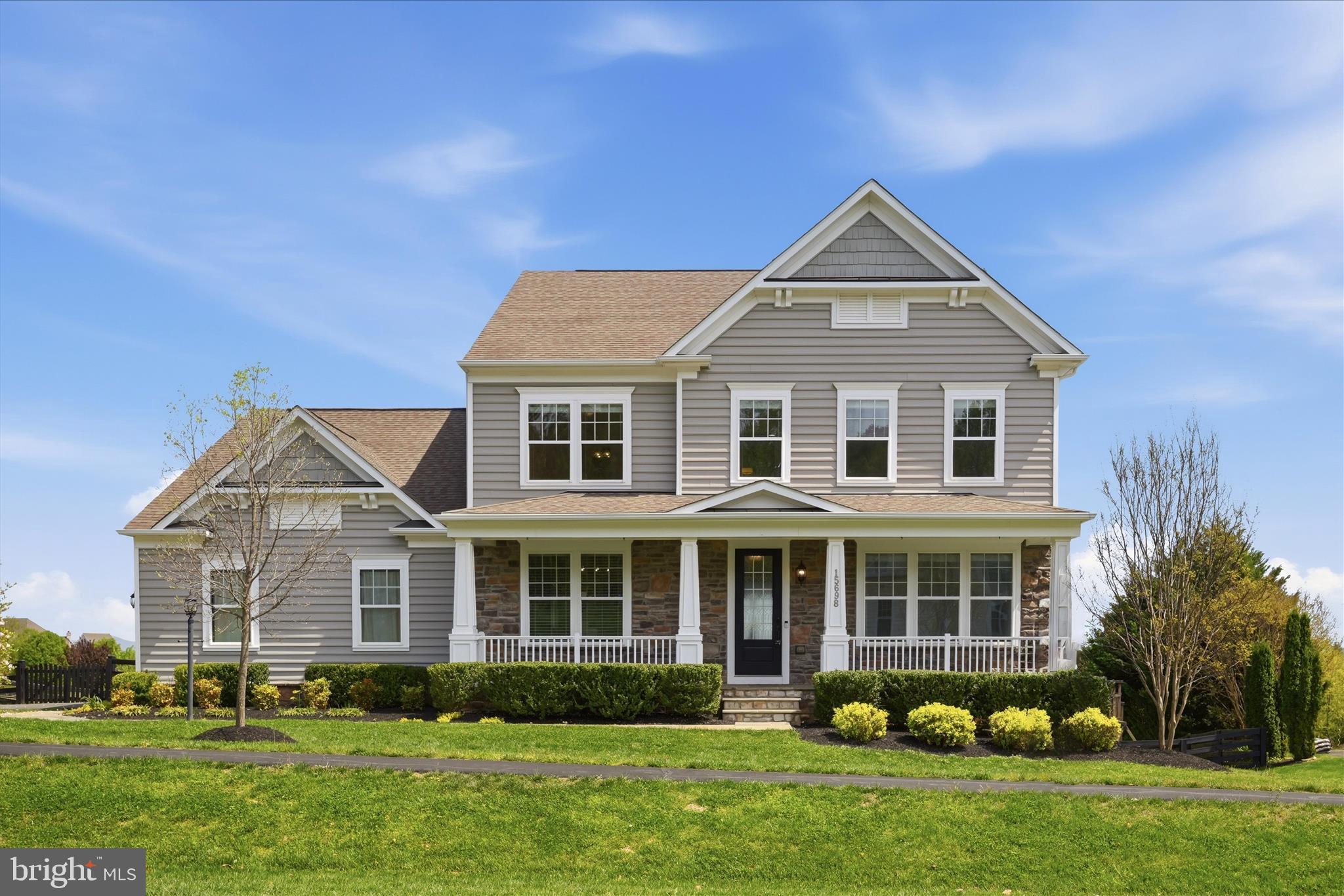 15698 WOODCHESTER COURT