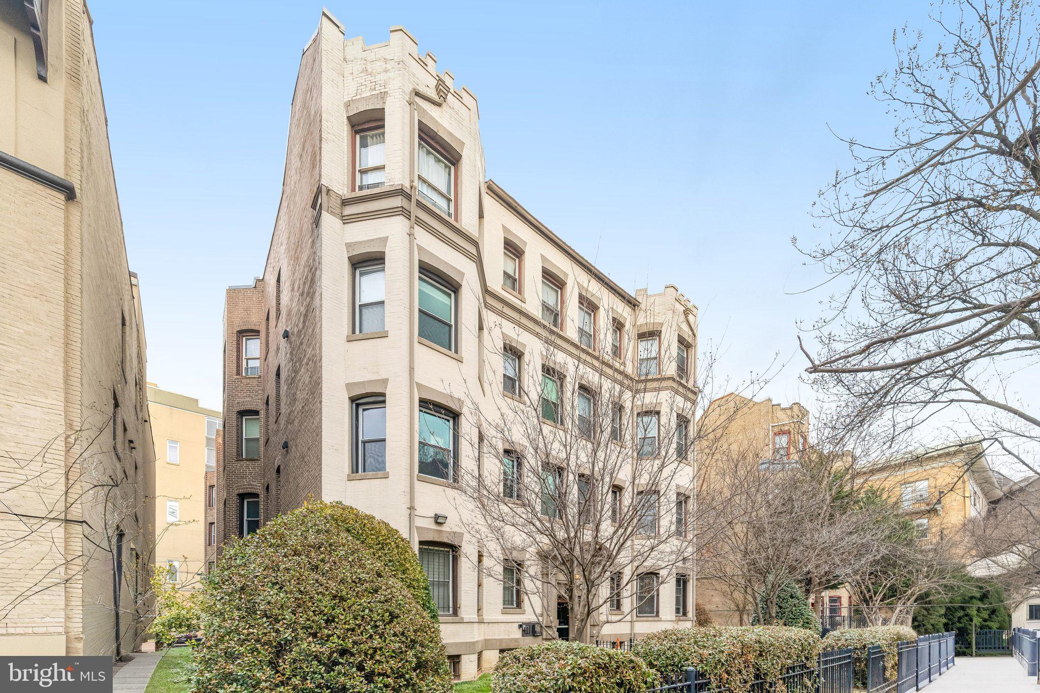 1421 COLUMBIA ROAD NW 105