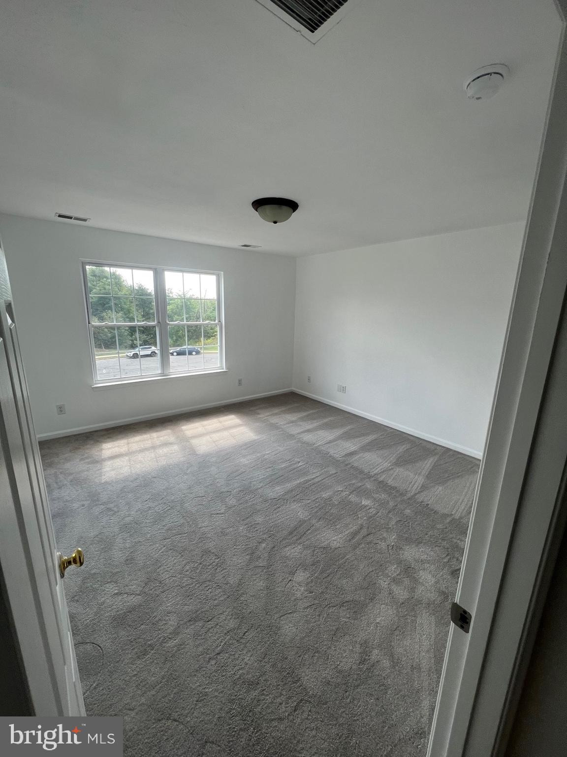 WINDSTONE TOWNHOMES - Residential