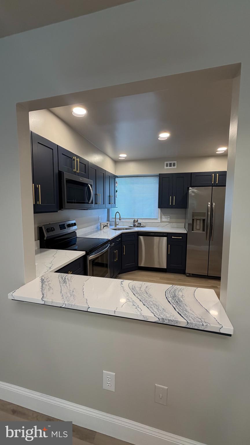 2054 GENERALS WAY