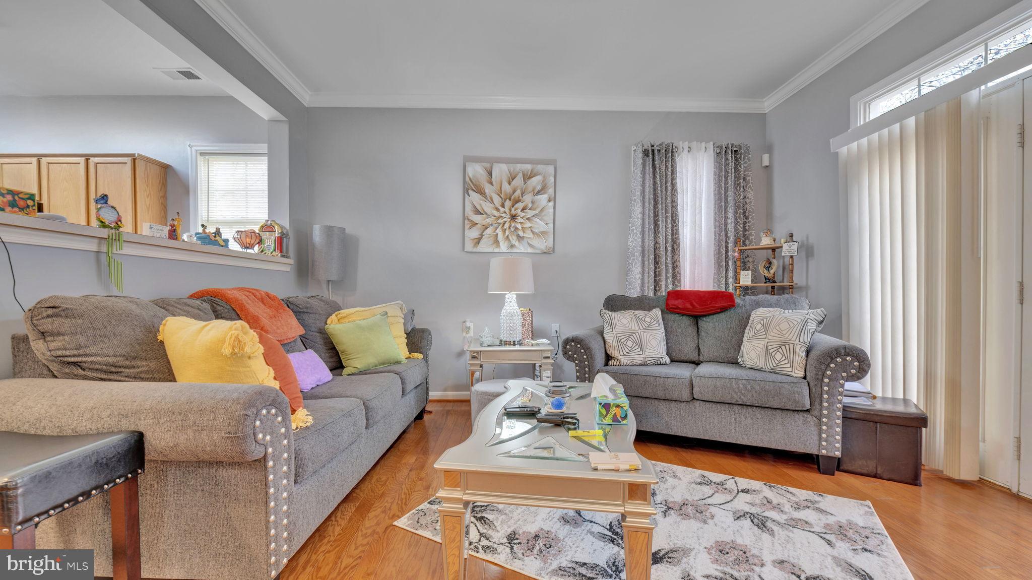 CAMERON GROVE - Residential