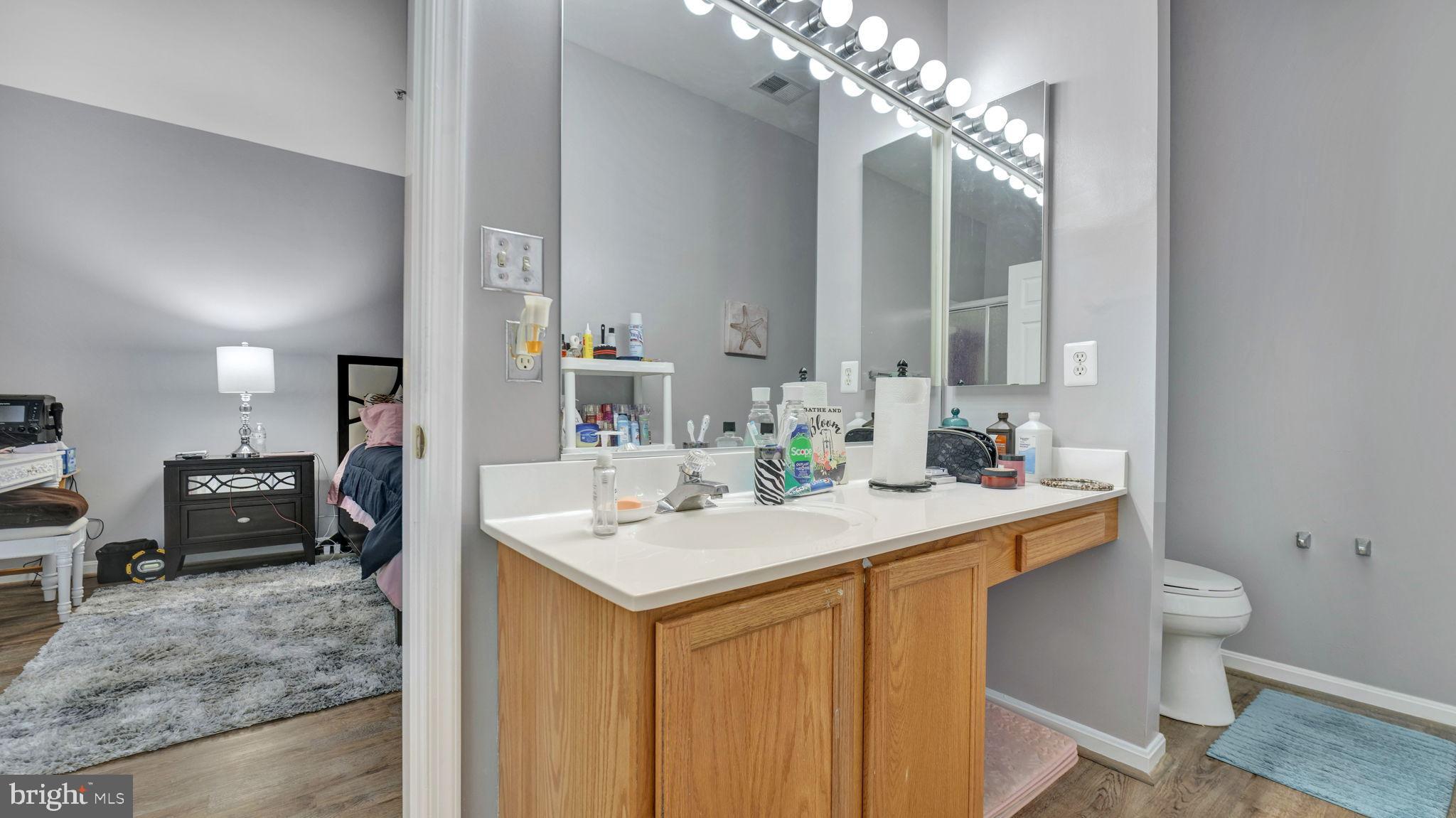 CAMERON GROVE - Residential