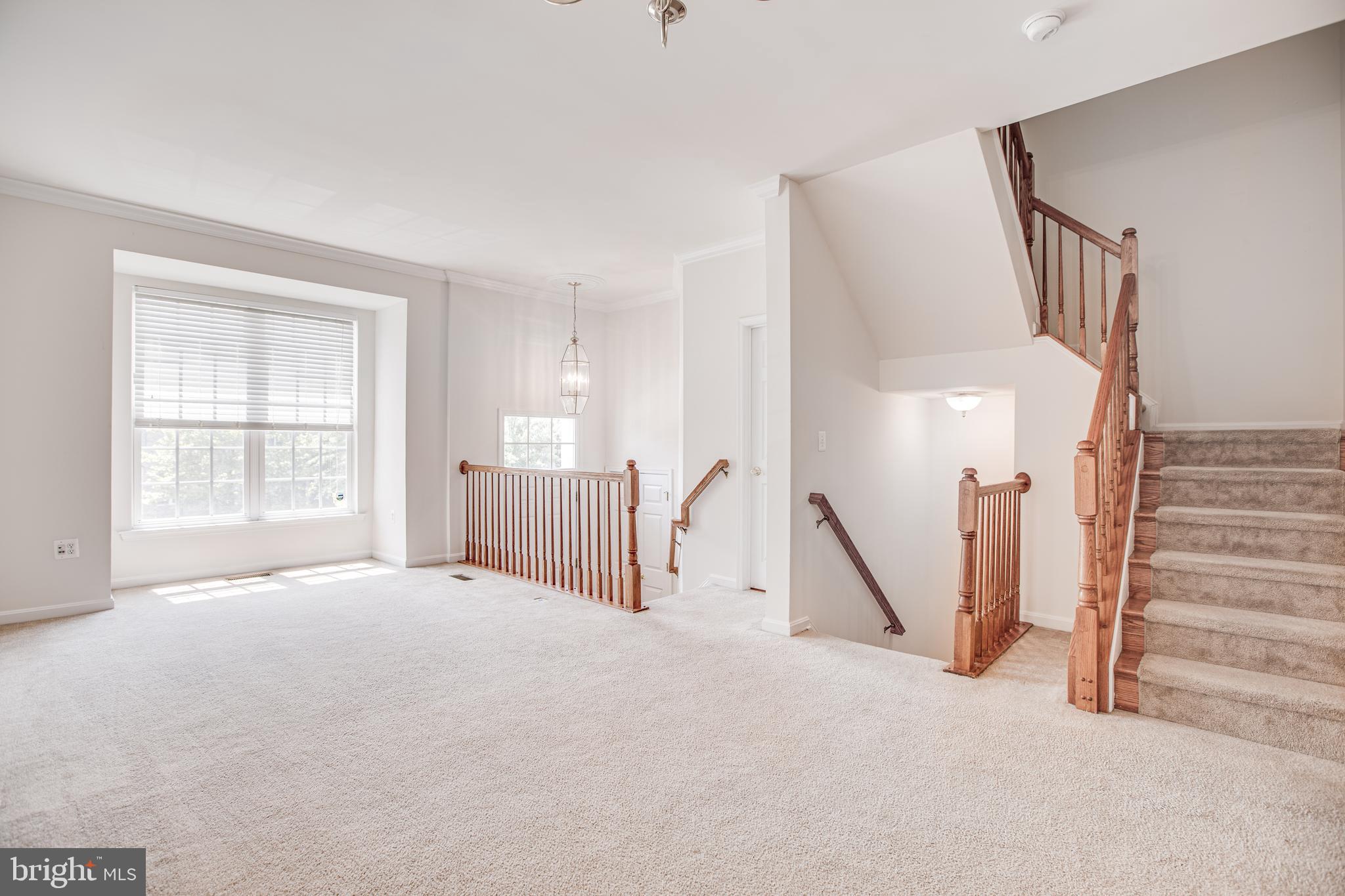 RIVER OAKS - Residential