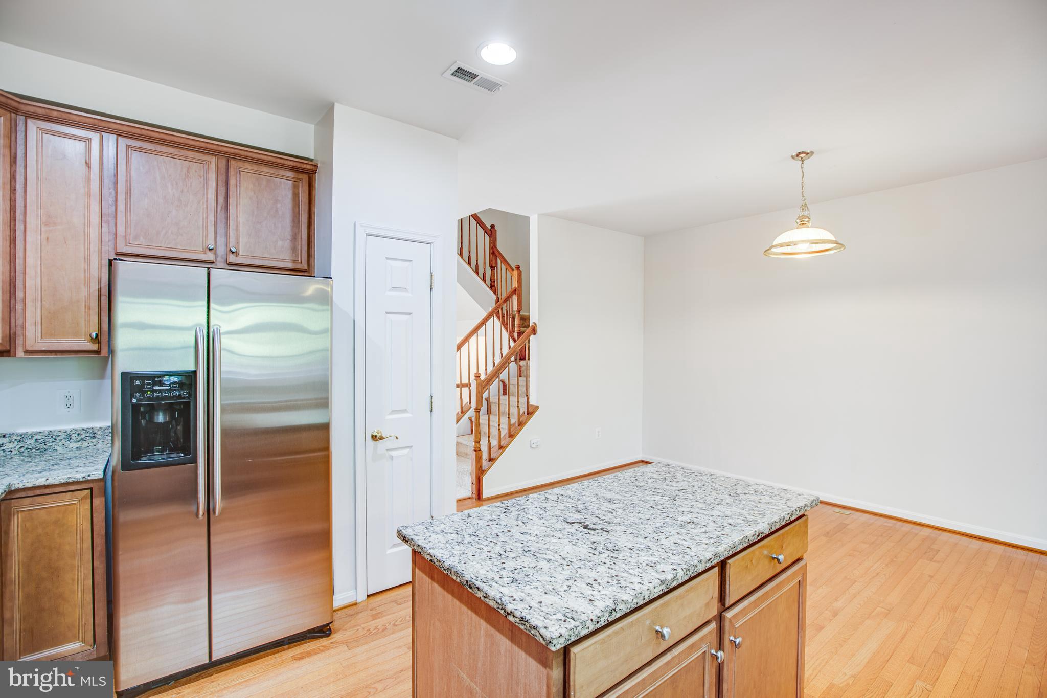 RIVER OAKS - Residential