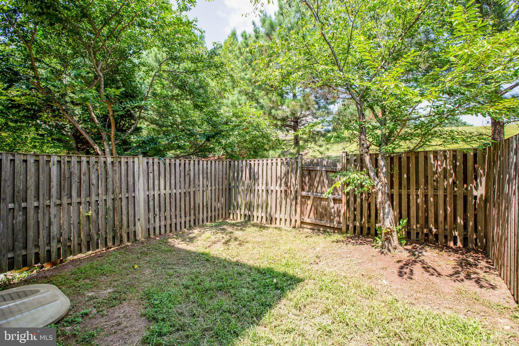 RIVER OAKS - Residential