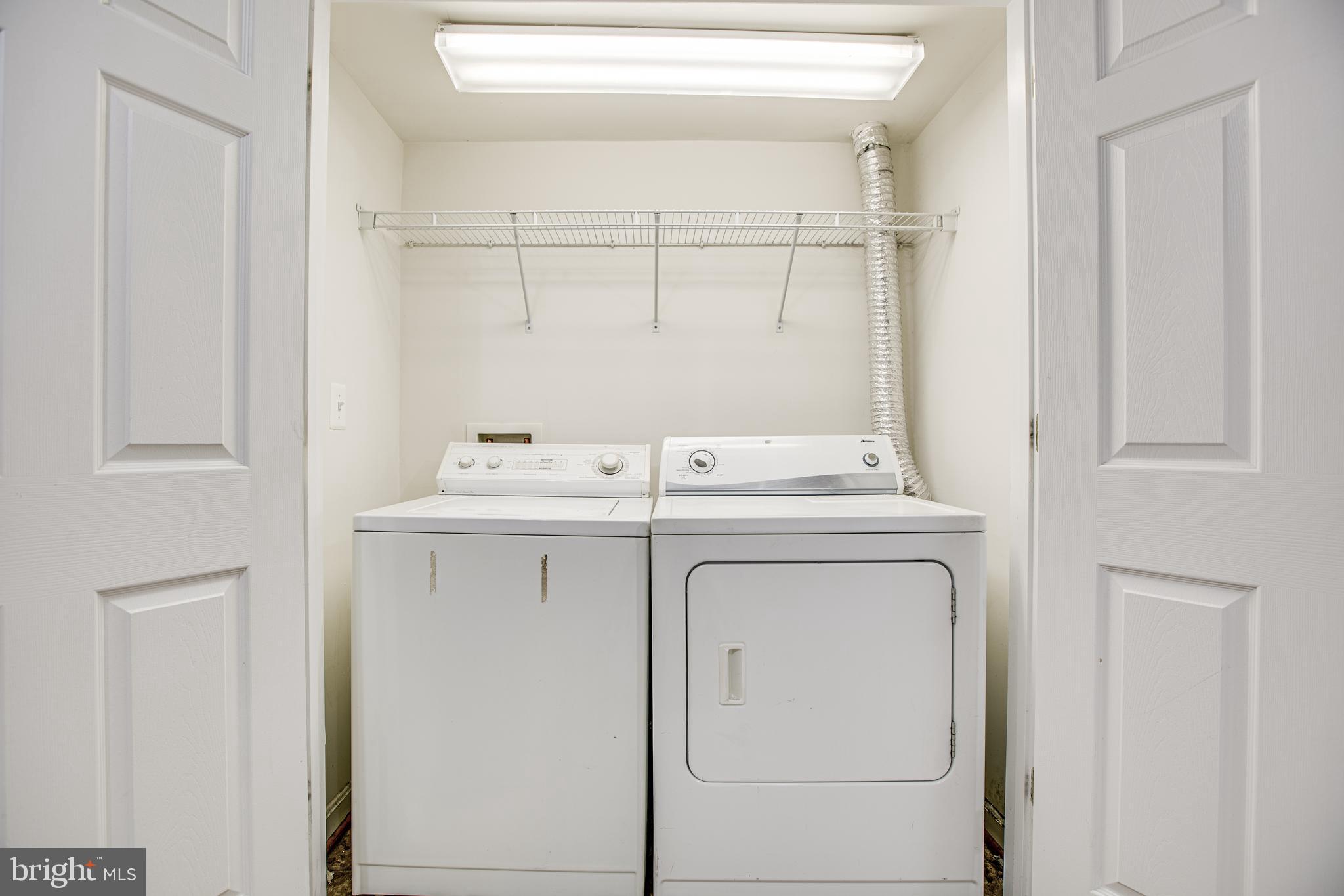 RIVER OAKS - Residential